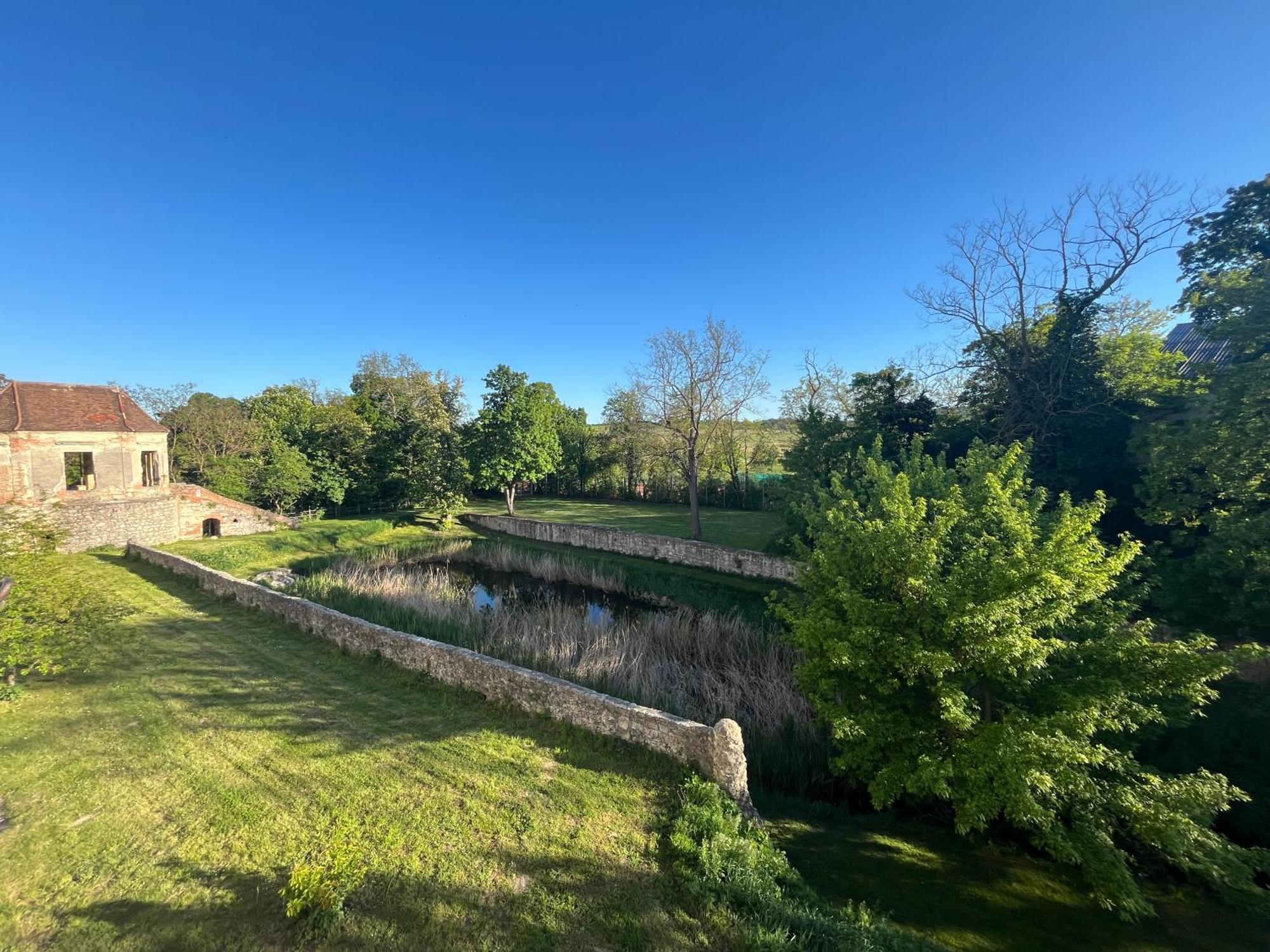 Schlosshotel Mailberg Bagian luar foto