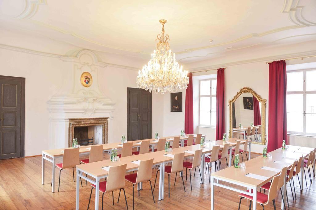 Schlosshotel Mailberg Bagian luar foto