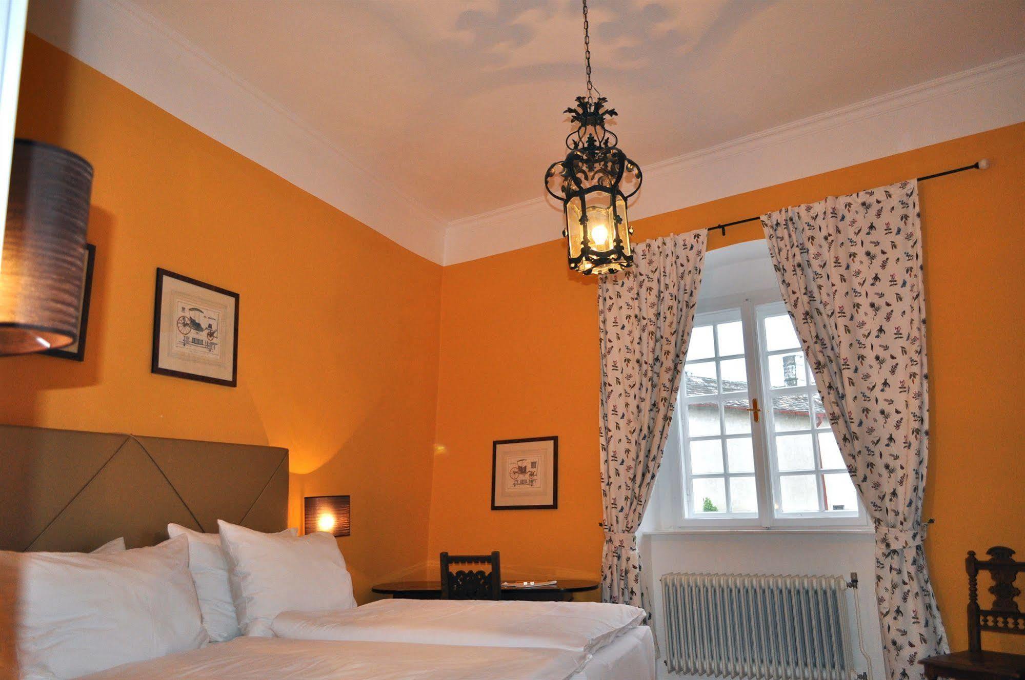 Schlosshotel Mailberg Bagian luar foto